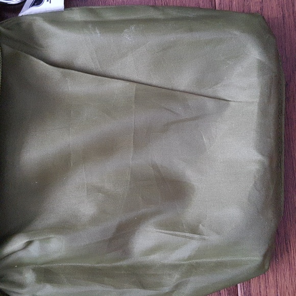 Lug Adjustable Strap Quilted Crossbody Green Travel Bag - Picture 12 of 16